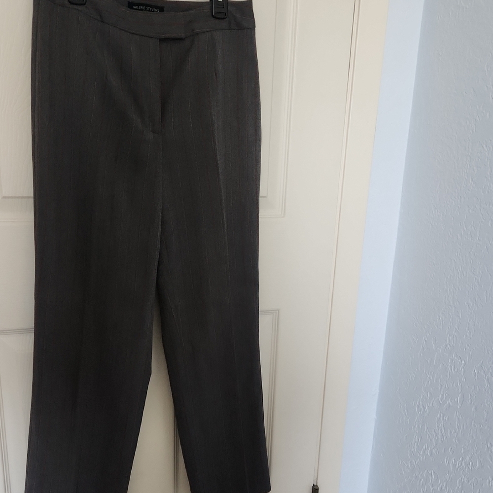 Valerie Stevens Gray Trousers with Straight Leg and Crease